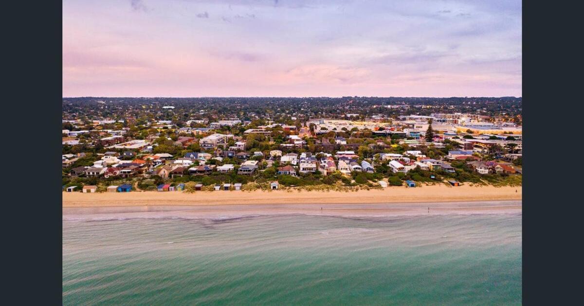 Beach-Side Retreat Apartment Frankston Exterior photo